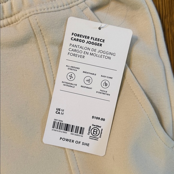 Athleta Forever Fleece Cargo Jogger, NWT, Medium, off-white color - Picture 4 of 4